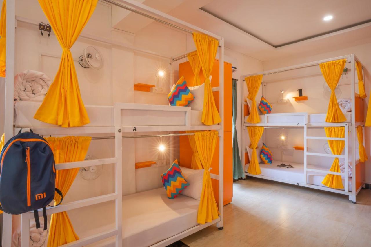 Gostops Plus Goa Vagator Goa Vieja Exterior foto