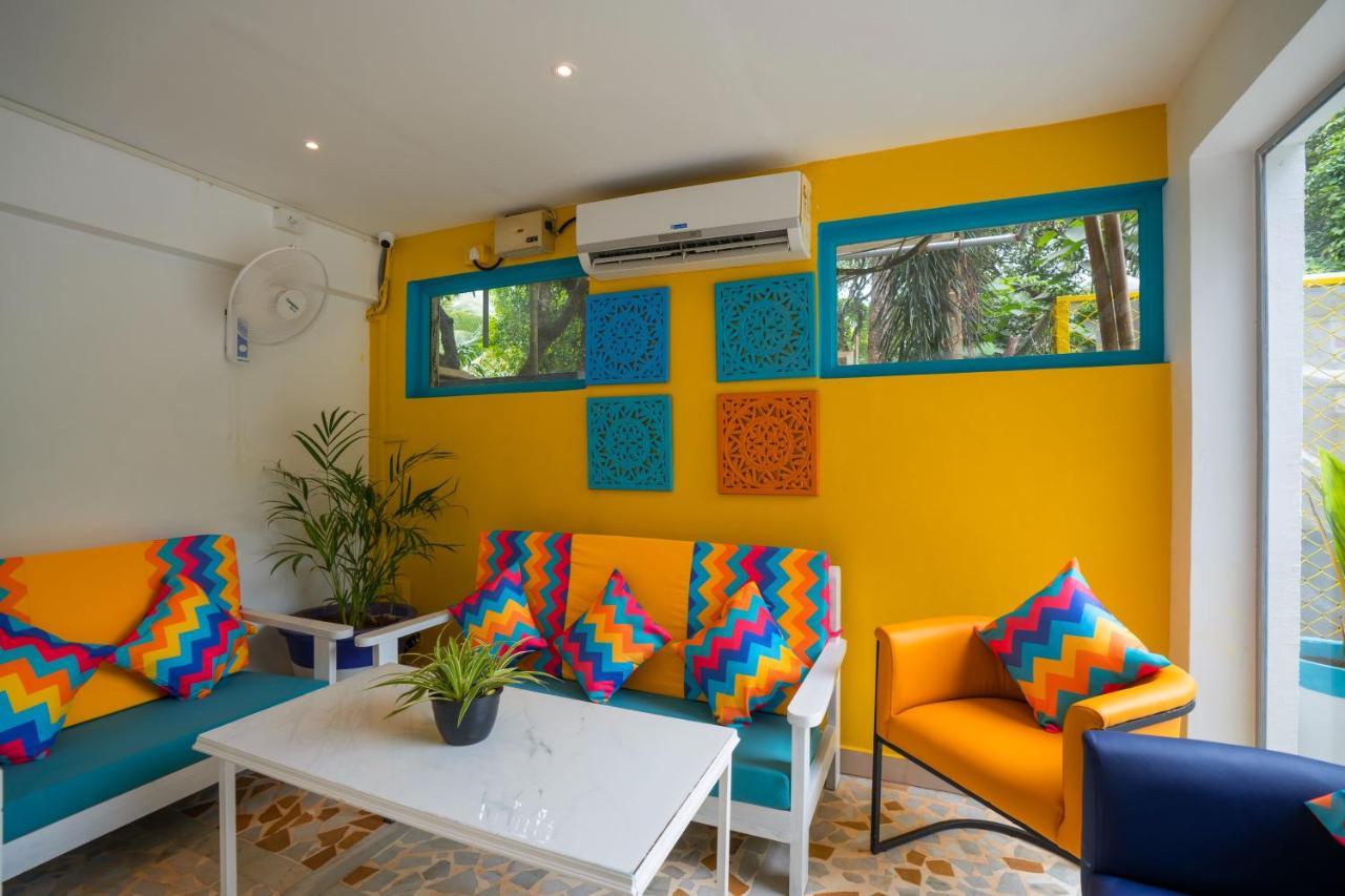 Gostops Plus Goa Vagator Goa Vieja Exterior foto
