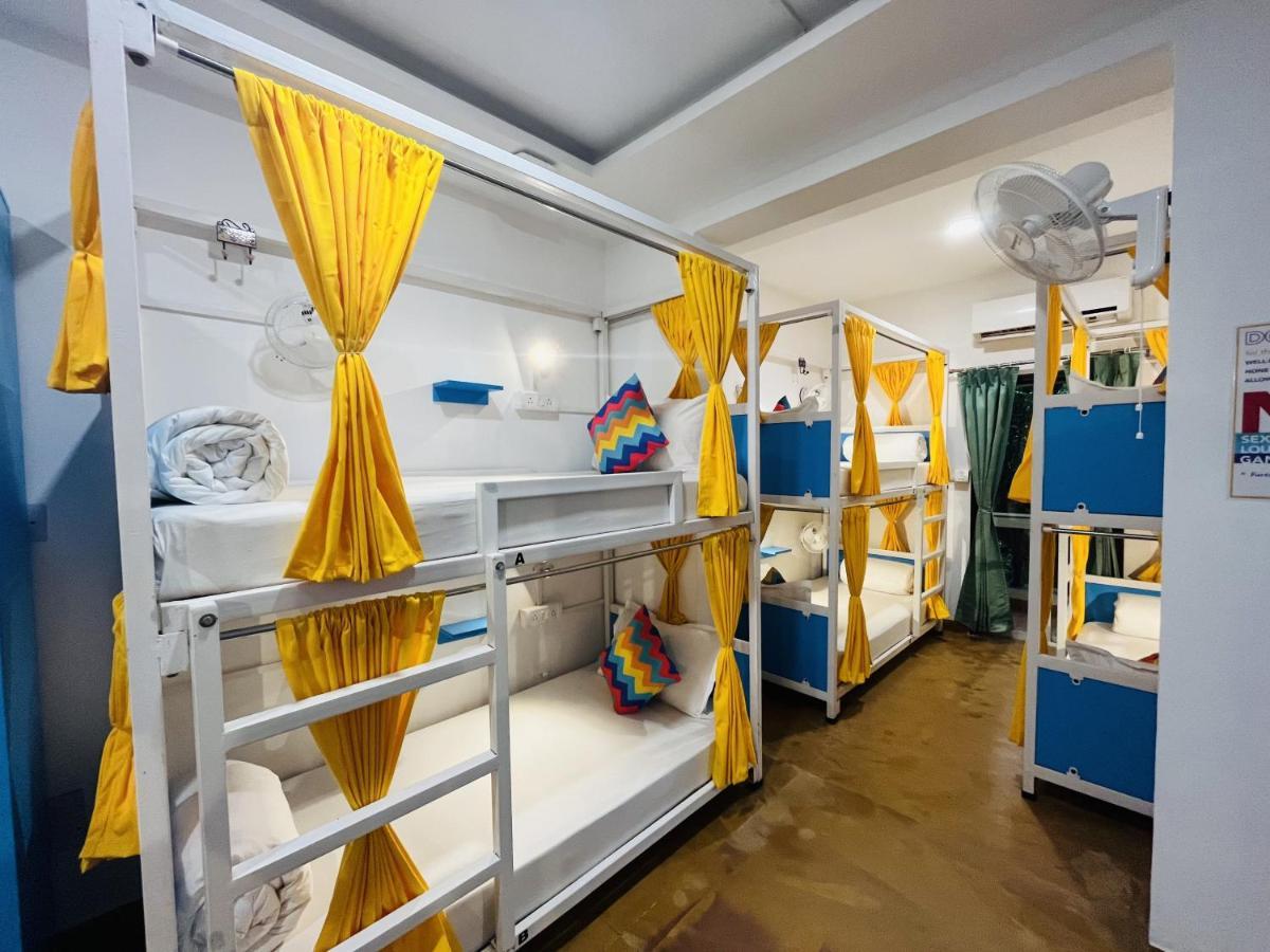 Gostops Plus Goa Vagator Goa Vieja Exterior foto